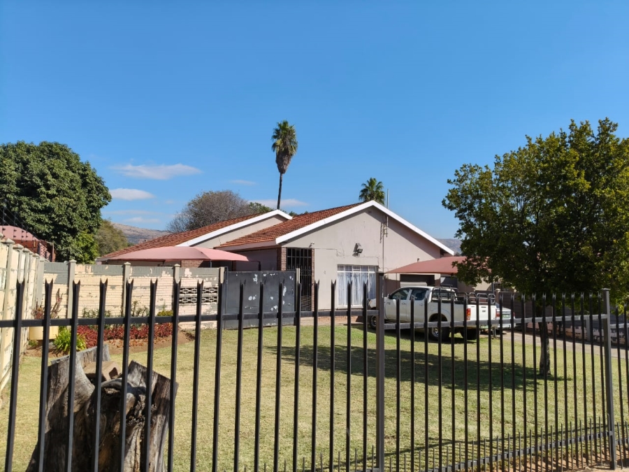 3 Bedroom Property for Sale in Protea Park North West